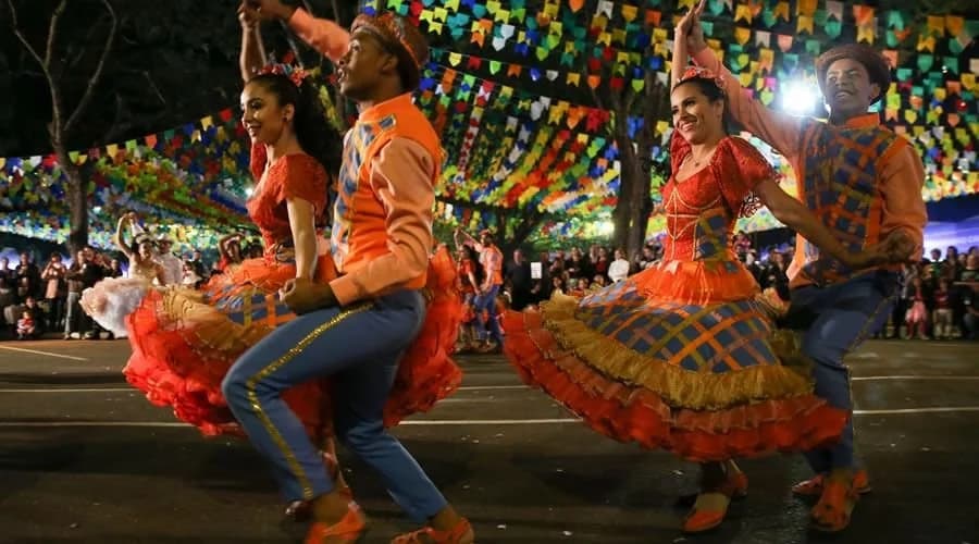 Festa Junina: Uma Celebração de Tradições e Alegria