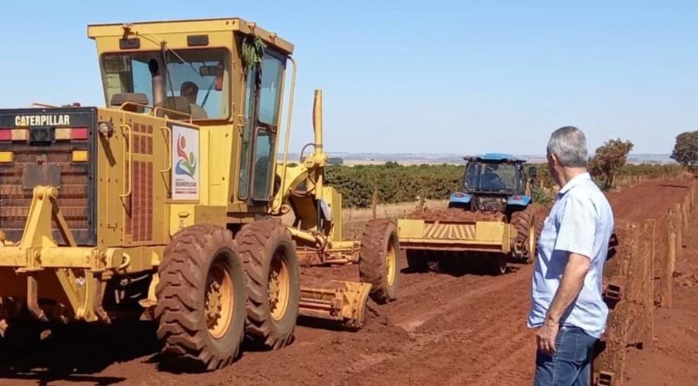 Melhoria nas estradas rurais em atenção ao setor produtivo