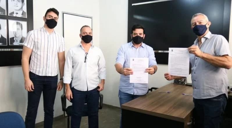 Prefeitura iniciará asfaltamento de 14 pontos de ruas em Indianópolis - Minas Gerais