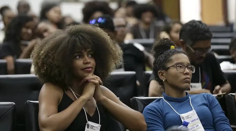 Com quase 10 milhões, número de universitários é o maior em nove anos