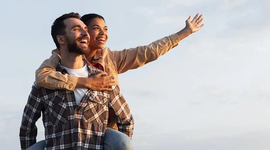 Pessoas felizes têm menos chance de sofrer ataque cardíaco ou AVC