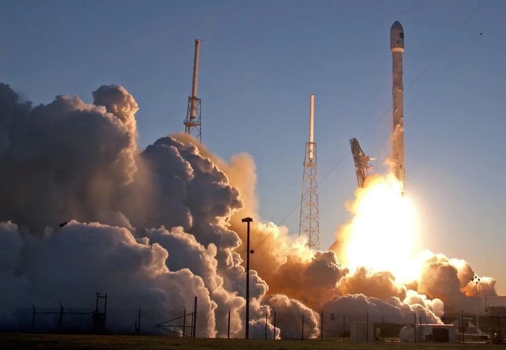 Parte de foguete da SpaceX se chocará com a Lua no início de março