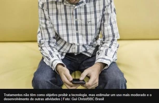 Vício em celular chega a consultórios e já preocupa médicos no Brasil