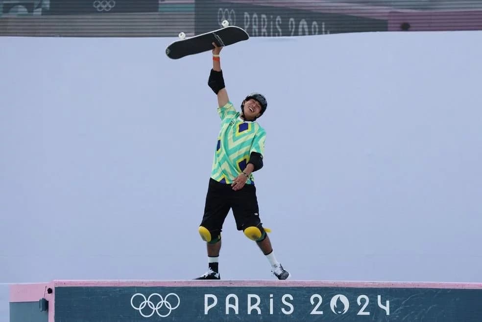 Augusto Akio na final do skate park nas Olimpíadas de Paris 2024